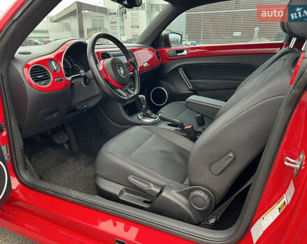 Червоний Фольксваген Бітл, об'ємом двигуна 1.8 л та пробігом 126 тис. км за 11900 $, фото 10 на Automoto.ua