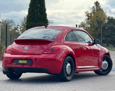 Фольксваген Бітл 2016 у Києві на Automoto.ua Червоний Фольксваген Бітл, об'ємом двигуна 1.8 л та пробігом 126 тис. км за 11900 $, фото 6 на Automoto.ua