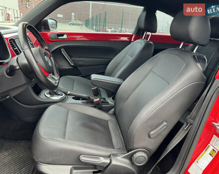 Червоний Фольксваген Бітл, об'ємом двигуна 1.8 л та пробігом 126 тис. км за 11900 $, фото 11 на Automoto.ua