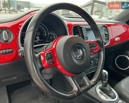 Червоний Фольксваген Бітл, об'ємом двигуна 1.8 л та пробігом 126 тис. км за 11900 $, фото 13 на Automoto.ua