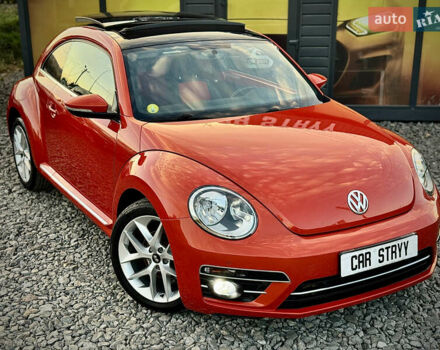 Червоний Фольксваген Бітл, об'ємом двигуна 2 л та пробігом 180 тис. км за 16999 $, фото 7 на Automoto.ua