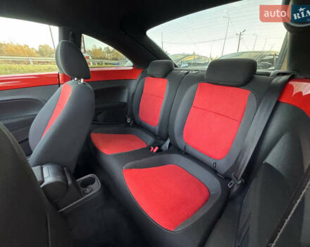 Червоний Фольксваген Бітл, об'ємом двигуна 2 л та пробігом 180 тис. км за 15999 $, фото 48 на Automoto.ua