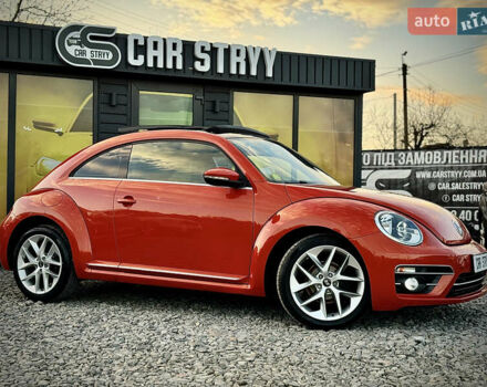 Червоний Фольксваген Бітл, об'ємом двигуна 2 л та пробігом 180 тис. км за 16999 $, фото 8 на Automoto.ua
