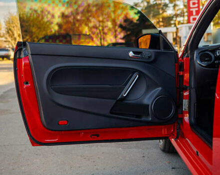 Красный Фольксваген Битл, объемом двигателя 1.98 л и пробегом 74 тыс. км за 13200 $, фото 16 на Automoto.ua