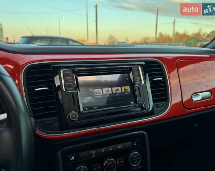 Червоний Фольксваген Бітл, об'ємом двигуна 2 л та пробігом 180 тис. км за 15999 $, фото 55 на Automoto.ua