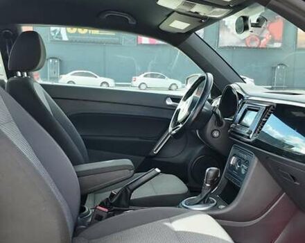 Красный Фольксваген Битл, объемом двигателя 1.98 л и пробегом 109 тыс. км за 12990 $, фото 10 на Automoto.ua