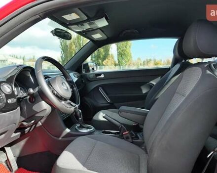 Красный Фольксваген Битл, объемом двигателя 1.98 л и пробегом 109 тыс. км за 12990 $, фото 12 на Automoto.ua