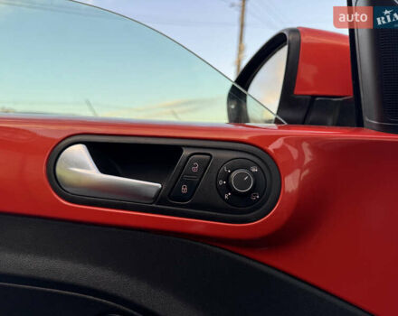 Червоний Фольксваген Бітл, об'ємом двигуна 2 л та пробігом 180 тис. км за 16999 $, фото 50 на Automoto.ua