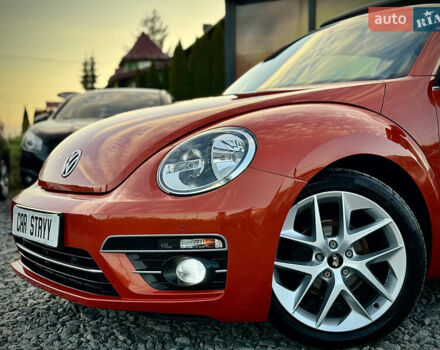 Червоний Фольксваген Бітл, об'ємом двигуна 2 л та пробігом 180 тис. км за 16999 $, фото 13 на Automoto.ua