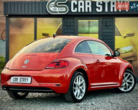 Червоний Фольксваген Бітл, об'ємом двигуна 2 л та пробігом 180 тис. км за 15999 $, фото 3 на Automoto.ua