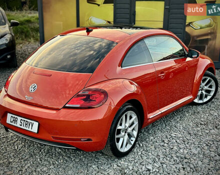 Червоний Фольксваген Бітл, об'ємом двигуна 2 л та пробігом 180 тис. км за 16999 $, фото 22 на Automoto.ua