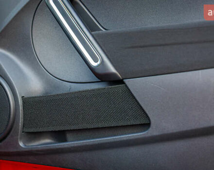 Красный Фольксваген Битл, объемом двигателя 1.98 л и пробегом 74 тыс. км за 13200 $, фото 29 на Automoto.ua