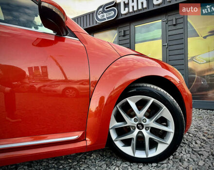 Червоний Фольксваген Бітл, об'ємом двигуна 2 л та пробігом 180 тис. км за 16999 $, фото 26 на Automoto.ua