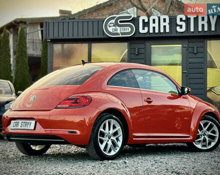 Червоний Фольксваген Бітл, об'ємом двигуна 2 л та пробігом 180 тис. км за 16999 $, фото 18 на Automoto.ua