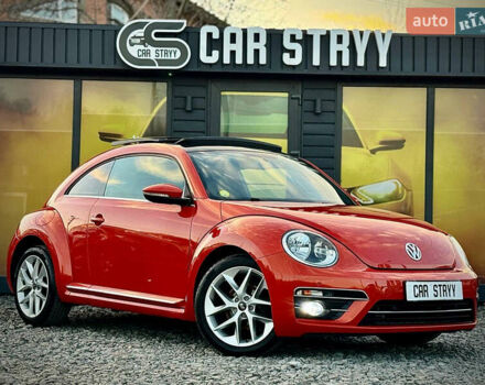 Червоний Фольксваген Бітл, об'ємом двигуна 2 л та пробігом 180 тис. км за 15999 $, фото 1 на Automoto.ua