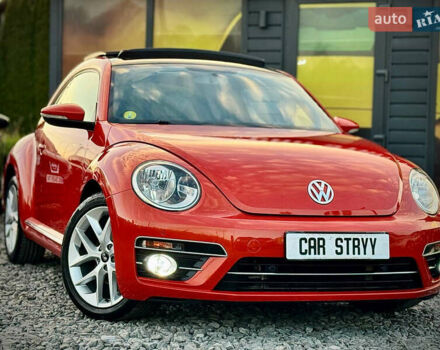 Червоний Фольксваген Бітл, об'ємом двигуна 2 л та пробігом 180 тис. км за 15999 $, фото 14 на Automoto.ua