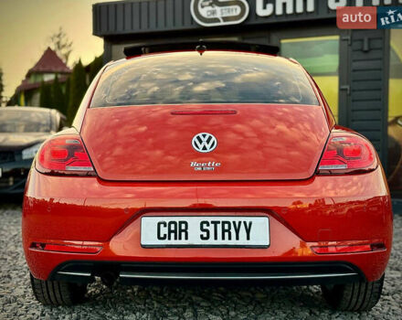 Червоний Фольксваген Бітл, об'ємом двигуна 2 л та пробігом 180 тис. км за 15999 $, фото 28 на Automoto.ua