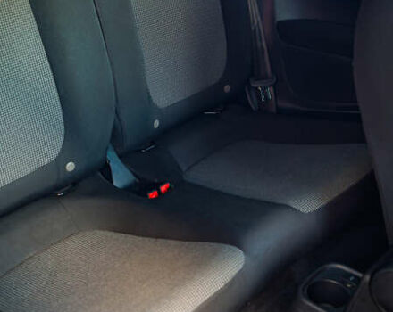 Красный Фольксваген Битл, объемом двигателя 1.98 л и пробегом 74 тыс. км за 13200 $, фото 32 на Automoto.ua