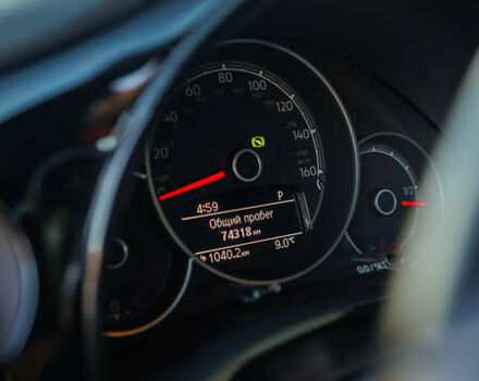 Красный Фольксваген Битл, объемом двигателя 1.98 л и пробегом 74 тыс. км за 13200 $, фото 24 на Automoto.ua