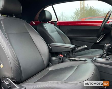 Красный Фольксваген Битл, объемом двигателя 1.8 л и пробегом 120 тыс. км за 12600 $, фото 10 на Automoto.ua