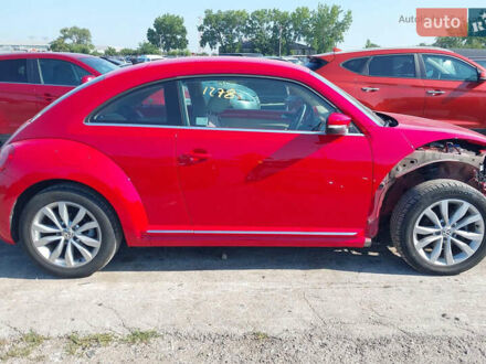 Красный Фольксваген Битл, объемом двигателя 2 л и пробегом 49 тыс. км за 8100 $, фото 1 на Automoto.ua