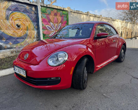 Красный Фольксваген Битл, объемом двигателя 1.8 л и пробегом 142 тыс. км за 13400 $, фото 1 на Automoto.ua