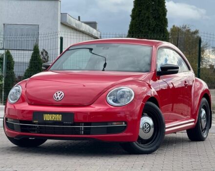 Фольксваген Бітл 2016 у Києві на Automoto.ua Червоний Фольксваген Бітл, об'ємом двигуна 1.8 л та пробігом 126 тис. км за 11900 $, фото 1 на Automoto.ua