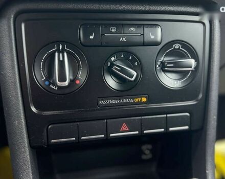 Фольксваген Битл, объемом двигателя 1.8 л и пробегом 181 тыс. км за 10600 $, фото 16 на Automoto.ua