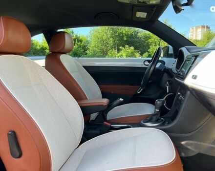 Фольксваген Бітл 2016 у Львові на Automoto.ua Фольксваген Бітл, об'ємом двигуна 1.8 л та пробігом 88 тис. км за 13350 $, фото 9 на Automoto.ua