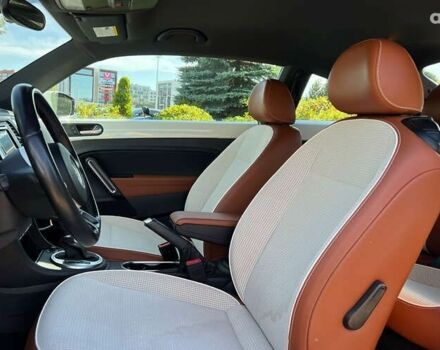 Фольксваген Бітл 2016 у Львові на Automoto.ua Фольксваген Бітл, об'ємом двигуна 1.8 л та пробігом 88 тис. км за 13350 $, фото 11 на Automoto.ua