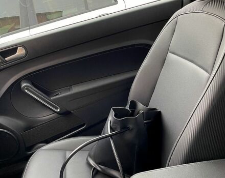 Фольксваген Битл 2016 в Борисполе на Automoto.ua Фольксваген Битл, объемом двигателя 1.8 л и пробегом 82 тыс. км за 11700 $, фото 12 на Automoto.ua