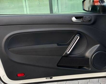 Фольксваген Битл, объемом двигателя 1.8 л и пробегом 121 тыс. км за 11990 $, фото 18 на Automoto.ua