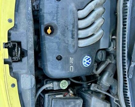 Желтый Фольксваген Битл, объемом двигателя 1.98 л и пробегом 260 тыс. км за 5700 $, фото 15 на Automoto.ua