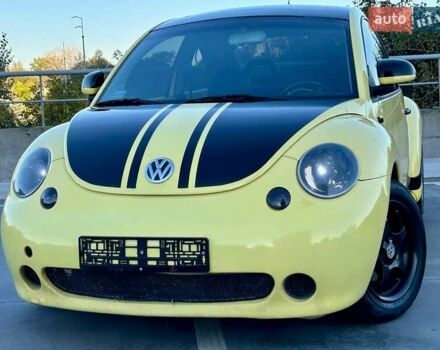 Желтый Фольксваген Битл, объемом двигателя 1.98 л и пробегом 260 тыс. км за 5700 $, фото 5 на Automoto.ua
