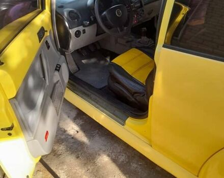 Желтый Фольксваген Битл, объемом двигателя 1.9 л и пробегом 167 тыс. км за 3300 $, фото 7 на Automoto.ua