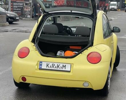 Желтый Фольксваген Битл, объемом двигателя 1.6 л и пробегом 283 тыс. км за 1500 $, фото 6 на Automoto.ua