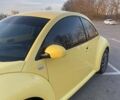Желтый Фольксваген Битл, объемом двигателя 1.98 л и пробегом 239 тыс. км за 4200 $, фото 8 на Automoto.ua