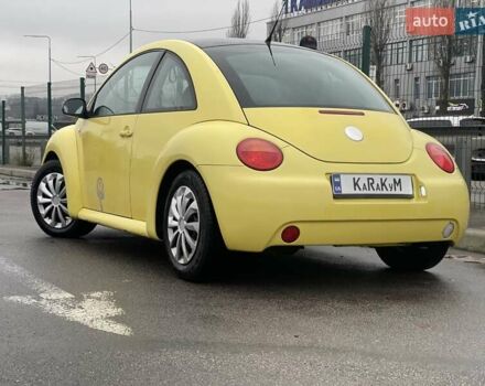 Желтый Фольксваген Битл, объемом двигателя 1.6 л и пробегом 283 тыс. км за 3300 $, фото 2 на Automoto.ua