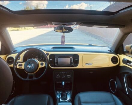 Жовтий Фольксваген Бітл, об'ємом двигуна 2.5 л та пробігом 146 тис. км за 11700 $, фото 10 на Automoto.ua