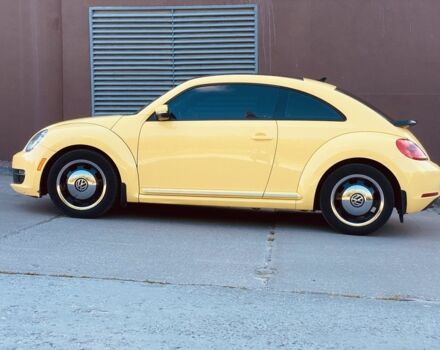 Жовтий Фольксваген Бітл, об'ємом двигуна 2.5 л та пробігом 146 тис. км за 11700 $, фото 2 на Automoto.ua