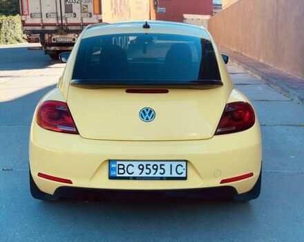 Жовтий Фольксваген Бітл, об'ємом двигуна 2.5 л та пробігом 146 тис. км за 11700 $, фото 4 на Automoto.ua