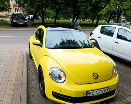 Жовтий Фольксваген Бітл, об'ємом двигуна 1.78 л та пробігом 165 тис. км за 13000 $, фото 9 на Automoto.ua