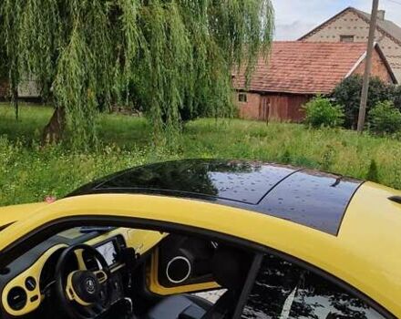Жовтий Фольксваген Бітл, об'ємом двигуна 1.78 л та пробігом 165 тис. км за 13000 $, фото 4 на Automoto.ua