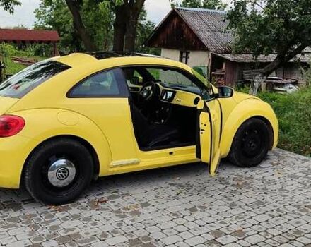 Жовтий Фольксваген Бітл, об'ємом двигуна 1.78 л та пробігом 165 тис. км за 13000 $, фото 5 на Automoto.ua