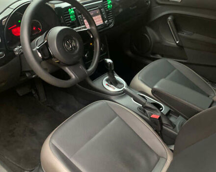 Желтый Фольксваген Битл, объемом двигателя 1.8 л и пробегом 157 тыс. км за 9700 $, фото 8 на Automoto.ua