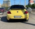 Желтый Фольксваген Битл, объемом двигателя 2.5 л и пробегом 120 тыс. км за 10500 $, фото 5 на Automoto.ua