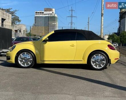 Желтый Фольксваген Битл, объемом двигателя 2.5 л и пробегом 120 тыс. км за 10500 $, фото 8 на Automoto.ua