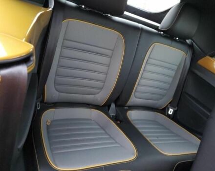 Желтый Фольксваген Битл, объемом двигателя 1.8 л и пробегом 16 тыс. км за 3100 $, фото 5 на Automoto.ua