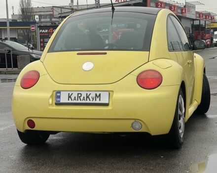 Желтый Фольксваген Битл, объемом двигателя 1.6 л и пробегом 283 тыс. км за 3100 $, фото 3 на Automoto.ua