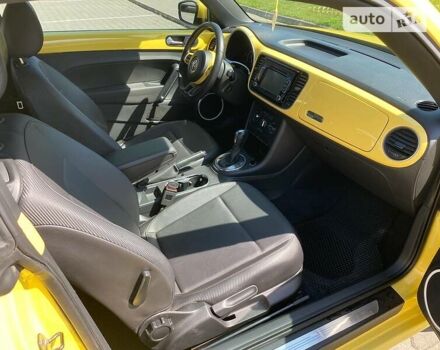 Жовтий Фольксваген Бітл, об'ємом двигуна 2.5 л та пробігом 103 тис. км за 9900 $, фото 18 на Automoto.ua